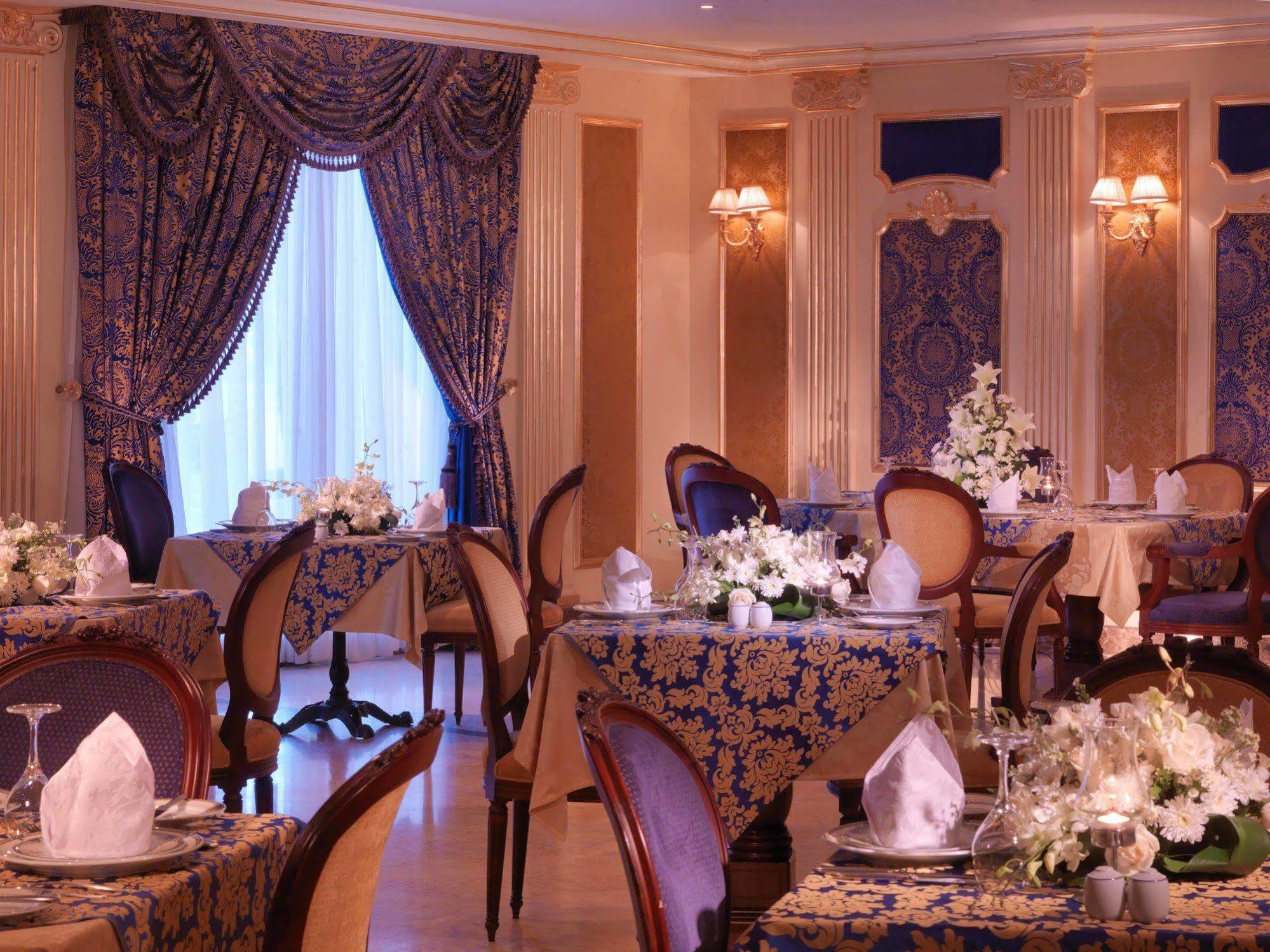 Amjad Royal Suites Hotel Jidda Restaurant bilde