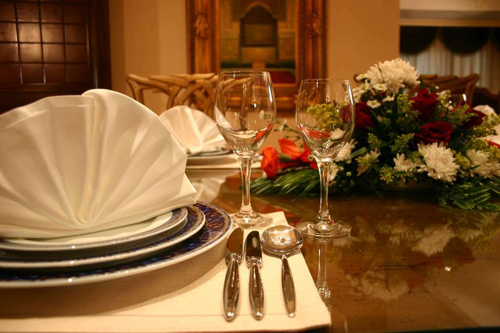 Amjad Royal Suites Hotel Jidda Restaurant bilde