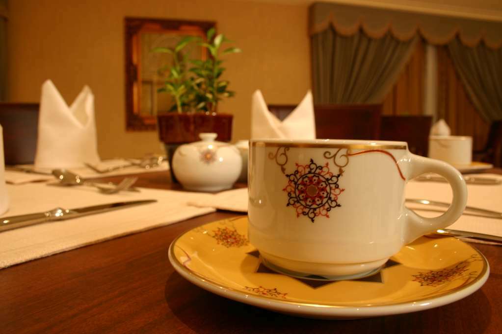 Amjad Royal Suites Hotel Jidda Restaurant bilde